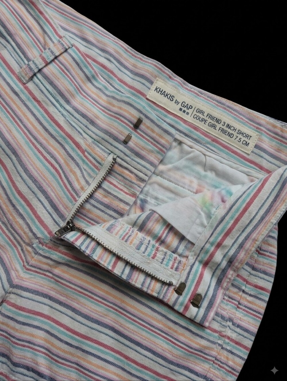 Gap Girlfriend Chino Shorts Size 4/27